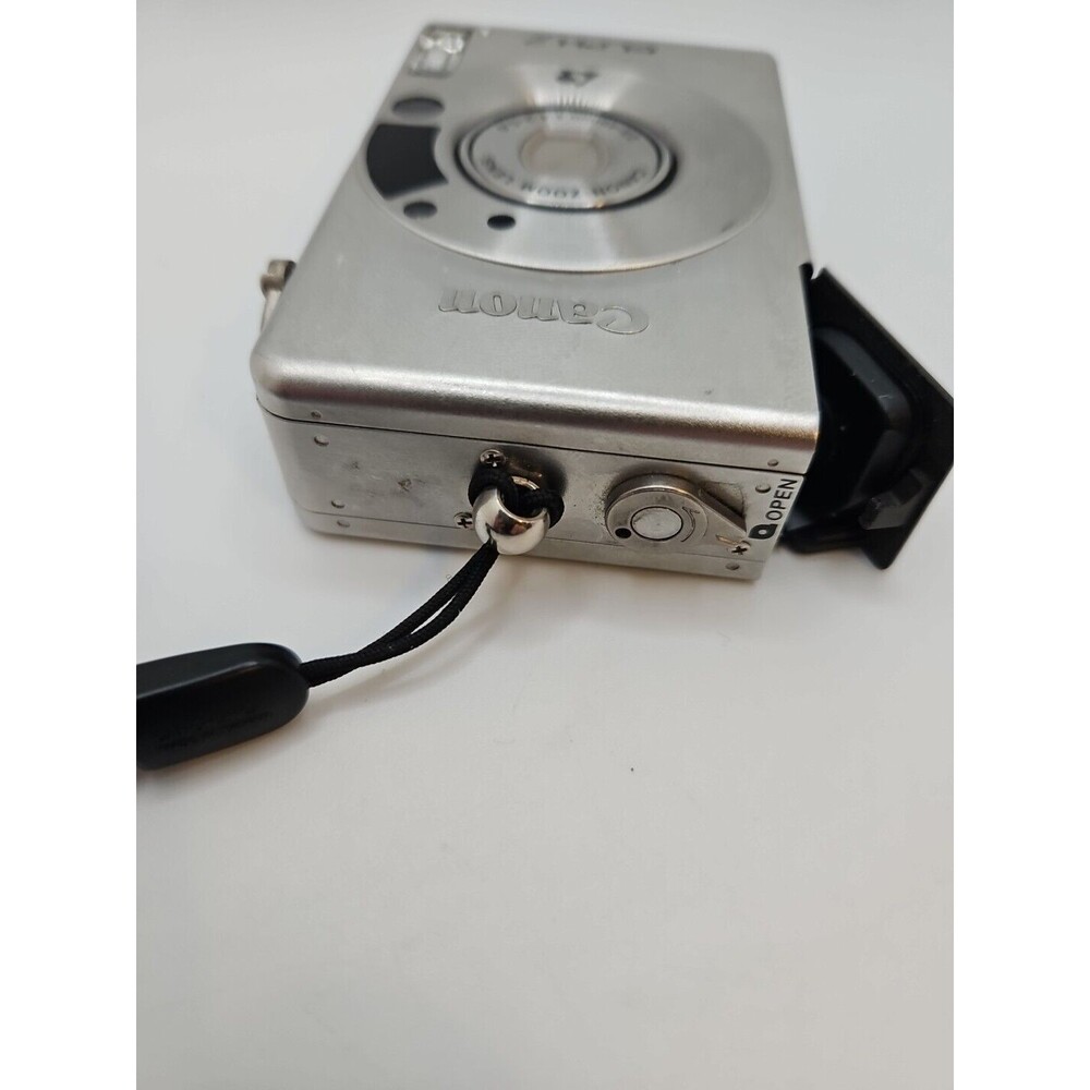 Canon ELPH 2 Point & Shoot Film Camera - Silver  Broken / Not Tested / For Parts - Picture 6 of 8